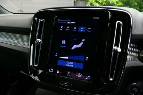 Volvo XC40 1.5 XC40 R-Design T5 Recharge Auto 5dr 34