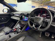 Lamborghini Urus 4.0 V8 BiTurbo SUV 5dr Petrol Auto 4WD Euro 6 (650 ps) 25