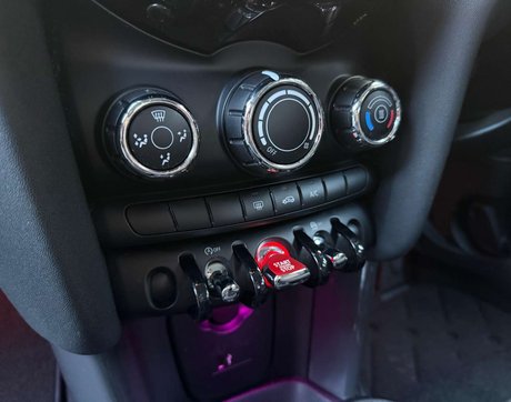 Mini Hatch 1.5 Cooper Classic Auto 5dr 17