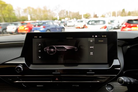 Citroen C5 X PURETECH SHINE PLUS S/S EAT8 31