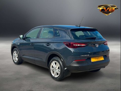 Vauxhall Grandland X 1.2 Grandland X SE T S/S 5dr *NATIONAL DELIVERY* 27