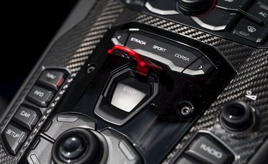 Lamborghini Aventador SV LP750-4 Roadster 20