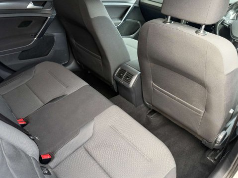 Volkswagen Golf 1.6 Golf SE Nav TDI BlueMotion Technology 5dr 23
