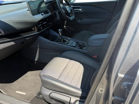 Nissan Qashqai 1.3 DiG-T MH 158 Tekna 5dr 2