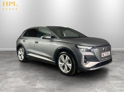 Audi Q4 40 S line SUV 5dr Electric Auto 82kWh (204 ps) Air Con - Alloy Wheels - Blu