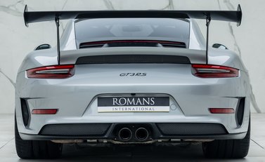 Porsche 911 GT3 RS Weissach (991.2) 5