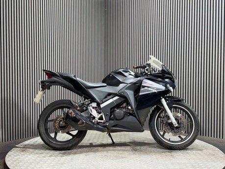 Honda CBR 2012 CBR125 20K GOOD RUNNING MOTOR 125CC SPORTS BIKE