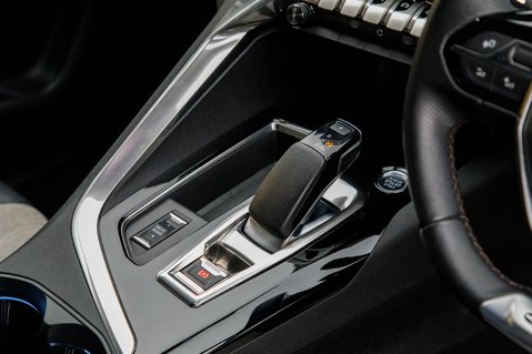 Peugeot 3008 S/S GT 32