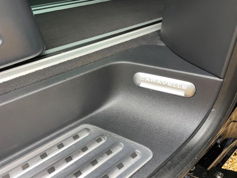 Volkswagen Caravelle 2.0 TDI Executive MPV 5dr Diesel DSG Euro 6 (s/s) (150 ps) 61