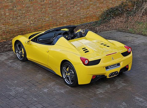 Ferrari 458 Spider 13