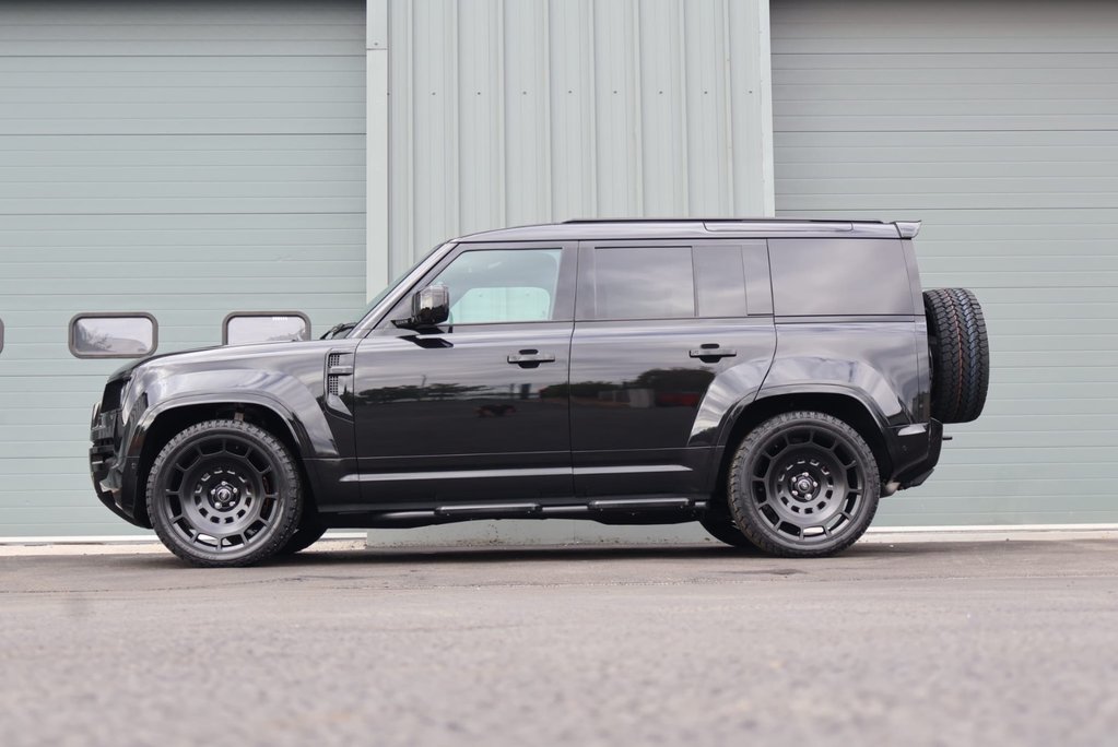 Land Rover Defender 110 D350 HARD TOP X-DYNAMIC HSE WITH THE ALL NEW SKR FULL BODY KIT SVR SEATS  9