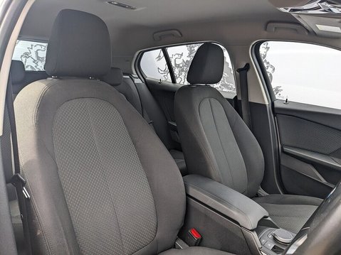 BMW 1 Series 116D SE 12