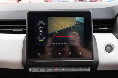 Renault Clio TECHNO TCE 32