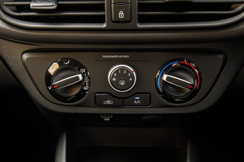 Hyundai i10 MPI SE CONNECT 36