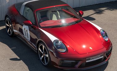 Porsche 911 (992) Targa 4S Heritage Design Edition 9