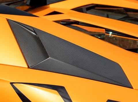 Lamborghini Aventador SV LP 750-4 Roadster 31