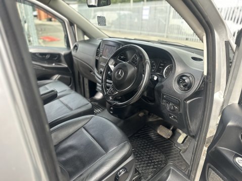 Mercedes-Benz Vito 119 CREW PREMIUM L2 6 SEAT NO VAT AUTOMATIC 14