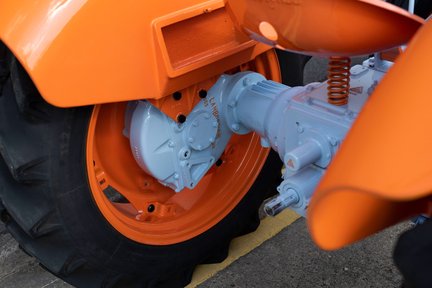 Lamborghini 2R Tractor 14