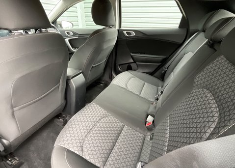 Kia Xceed 1.0 T-GDI 2 ISG 14