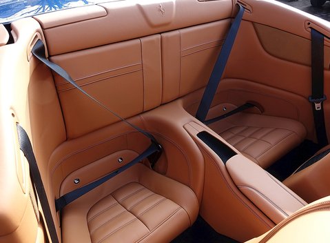 Ferrari California T 21