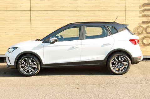 SEAT Arona TSI SE TECHNOLOGY 13