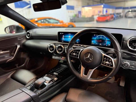 Mercedes-Benz A Class 1.5 A180d Sport (Executive) Hatchback 5dr Diesel 7G-DCT Euro 6 (s/s) (116 p 31