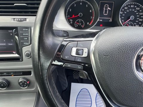 Volkswagen Golf 1.4 TSI BlueMotion Tech SE Euro 5 (s/s) 5dr 18