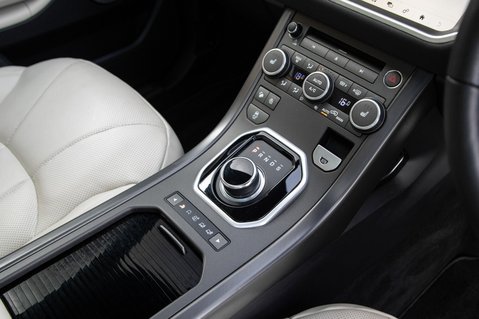 Land Rover Range Rover Evoque SI4 HSE DYNAMIC LUX 33