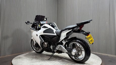 Honda VFR1200F 2010 VFR 1200 ONLY 22K LONG MOT SPORTS TOURER 1200CC 12