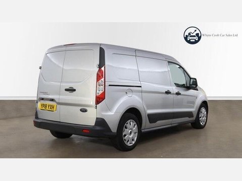 Ford Transit Connect 1.5 TDCi 230 L2 H1 6dr 5
