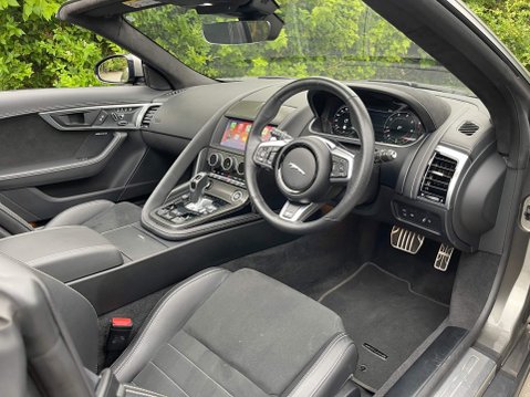 Jaguar F-Type 5.0 V8 R Auto AWD Euro 6 (s/s) 2dr 29