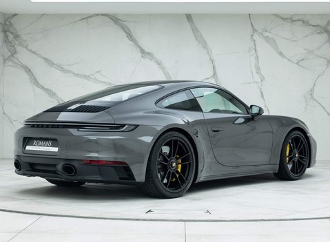 Porsche 911 Carrera GTS (992) 3