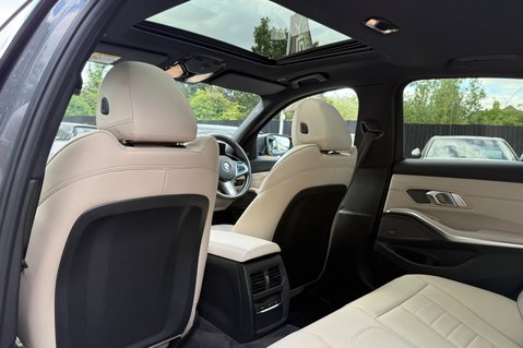 BMW 3 Series 330E M SPORT - OYSTER LEATHER -PRO & TECH PACKS - H/K -HUD - SUNROOF 31