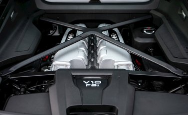 Audi R8 V10 Plus 27