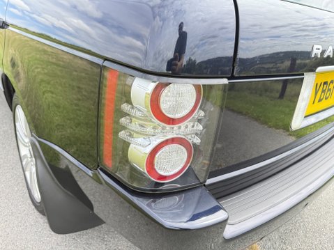 Land Rover Range Rover TDV8 VOGUE 18