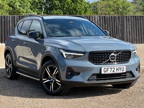 Volvo XC40 B4 PLUS AWD MHEV