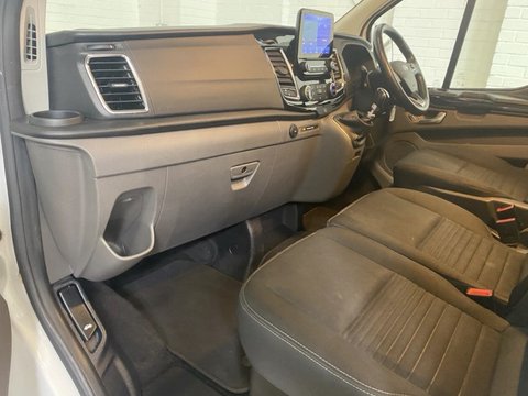 Ford Transit Custom 300 LIMITED DCIV ECOBLUE 13