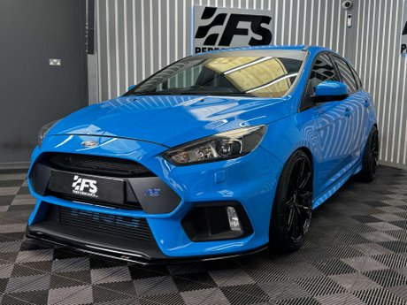 Ford Focus 2.3T EcoBoost RS Hatchback 5dr Petrol Manual AWD Euro 6 (s/s) (350 ps) 39