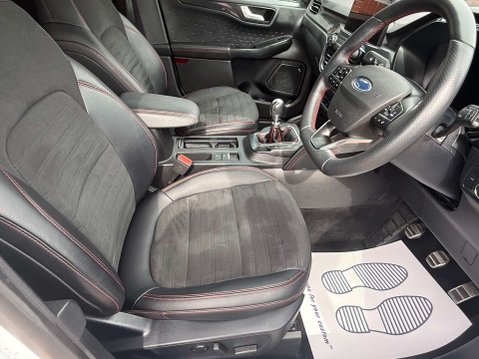Ford Kuga 1.5T EcoBoost ST-Line Edition SUV 5dr Petrol Manual Euro 6 (s/s) (150 ps) 43