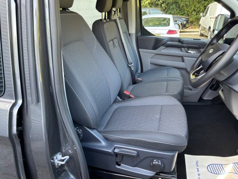 Ford Transit Custom 2.5 320 Duratec 11.8kWh Limited Crew Van Auto L2 H1 Euro 6 5dr 13