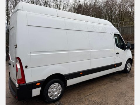 Renault Master 2.3 dCi ENERGY 35 Business Panel Van 5dr Diesel Manual FWD LWB High Roof Eu 10