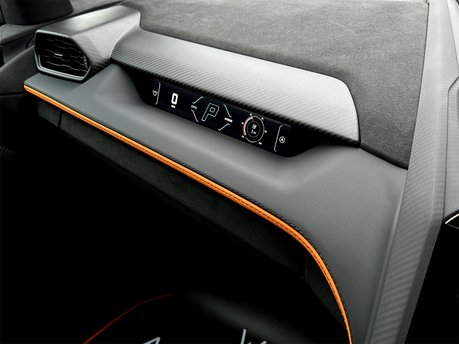 Lamborghini Revuelto V12 70