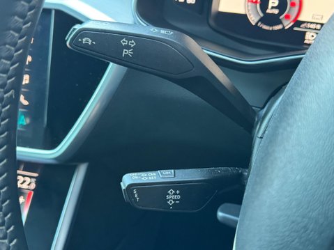 Audi A6 2.0 TDI 40 Black Edition S Tronic quattro Euro 6 (s/s) 4dr 39