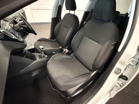 Peugeot 208 1.2 208 Tech Edition S/S 5dr 44