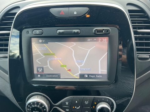 Renault Captur 0.9 TCe ENERGY Dynamique S Nav Euro 6 (s/s) 5dr 29