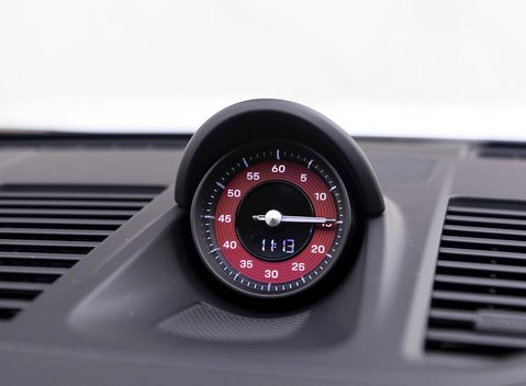 Porsche 911 Carrera GTS (992) 16