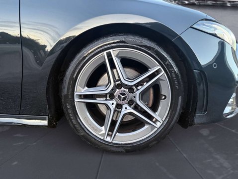 Mercedes-Benz A Class 1.3 A 180 AMG Line Executive Auto 5dr 14