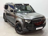 Land Rover Defender 2.0 SD4 S SUV 5dr Diesel Auto 4WD Euro 6 (s/s) (240 ps) 39