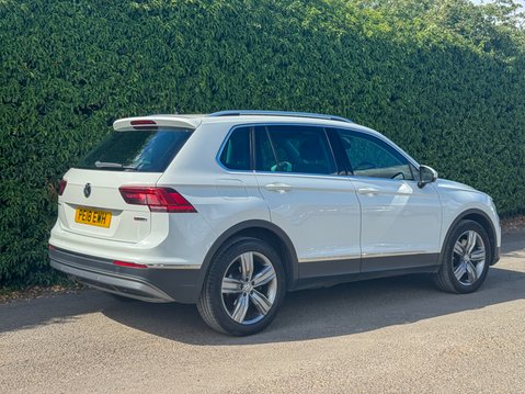 Volkswagen Tiguan 2.0 TSI SEL SUV 5dr Petrol DSG 4Motion Euro 6 (s/s) (180 ps) 4