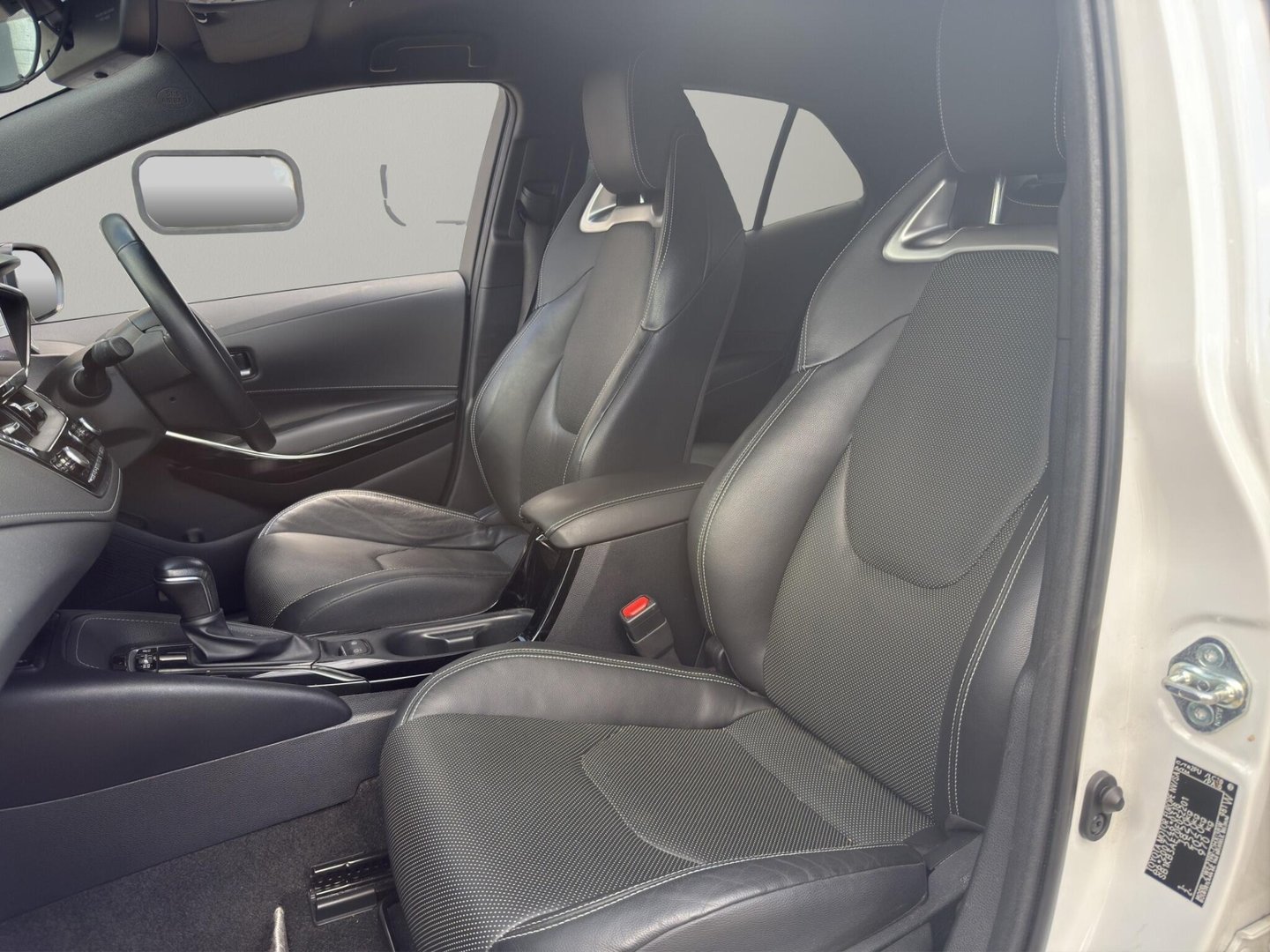2023 Toyota Corolla — image 12